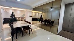 Blk 202A Compassvale South Gate (Sengkang), HDB Executive #530111341